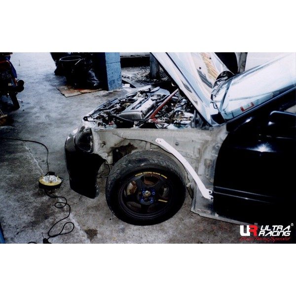 Ultra Racing 2-Point Fender Brace (Civic/CRX 87-01/Del Sol) 1 ur fd2 001