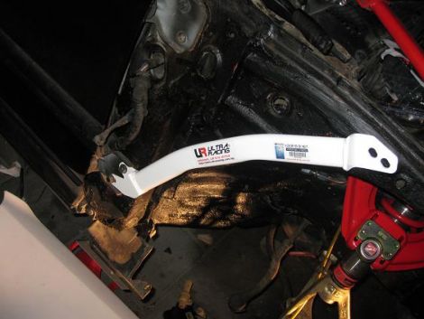 Ultra Racing 2-Point Fender Brace (Civic/CRX 87-01/Del Sol) 2 ur fd2 001 2