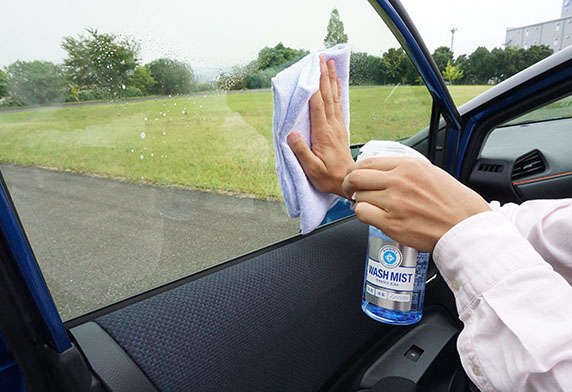 SOFT99 - Luxury Leather and Dash Cleaner and Shine 4 02182 03 1 3