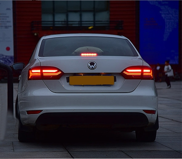 VW Jetta Mk6 Dynamic Taillights (LHD) 1 VW Jetta Mk6 Dynamic Taillights (LHD)