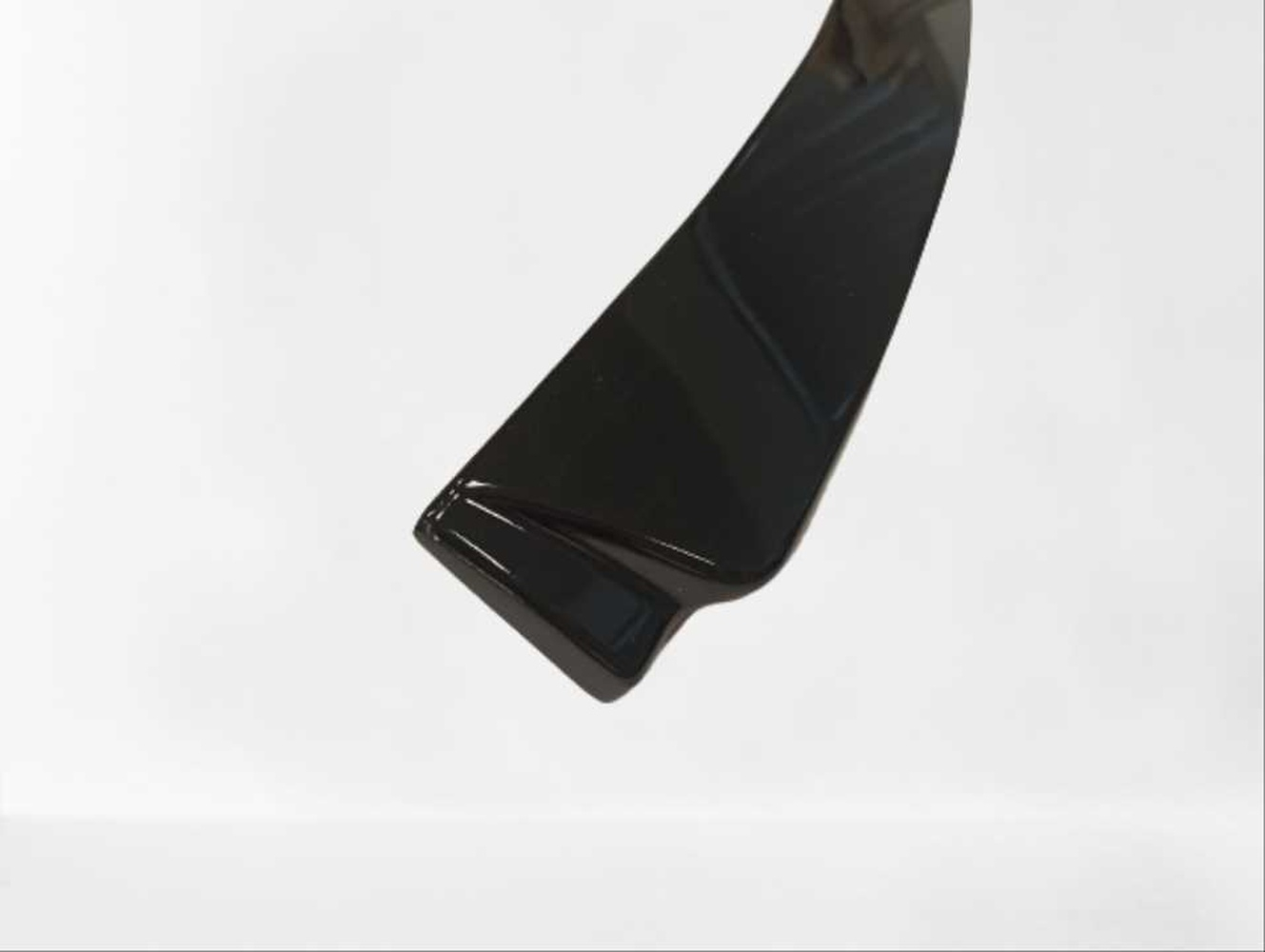 BMW 5 Series E60 Roof Spoiler - Gloss Black 4 bmwe60cuspo 3 1