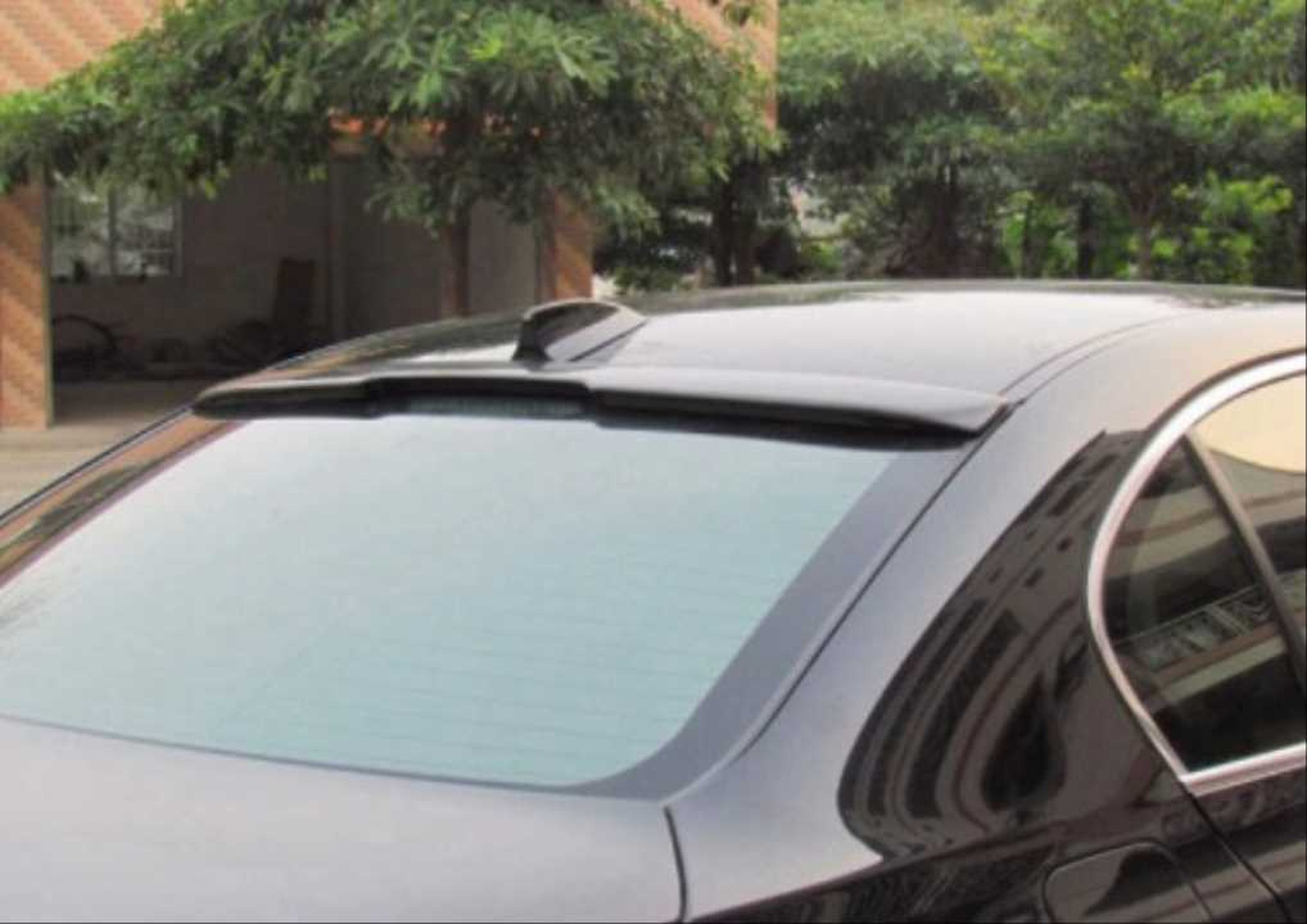 BMW 5 Series E60 Roof Spoiler - Gloss Black 5 bmwe60cuspo 4 1