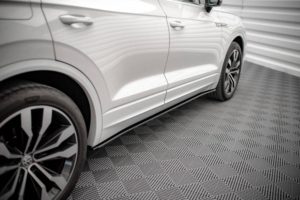 Maxton Design VW Touareg R-Line Side Skirt Extension - Gloss (Mk3 2018-2023) 17 Maxton Design VW Touareg R-Line Side Skirt Extension - Gloss (Mk3 2018-2023)