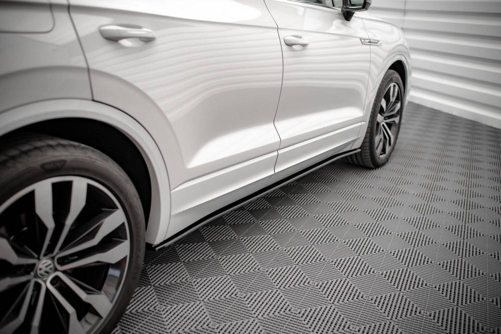 Maxton Design VW Touareg R-Line Side Skirt Extension - Gloss (Mk3 2018-2023) 1 Maxton Design VW Touareg R-Line Side Skirt Extension - Gloss (Mk3 2018-2023)