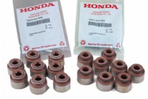 HOP GENUINE HONDA VALVE STEM SEALS 2 s l500 4