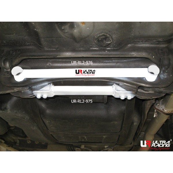 Ultra Racing 2-Point Rear Lower Bar (Integra 01-06 DC5) 1 ur rl2 975