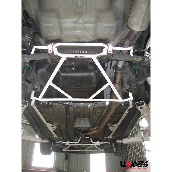 Ultra Racing 4-Point Rear Lower Bar (Integra 01-06 DC5) 1 ur rl4 304
