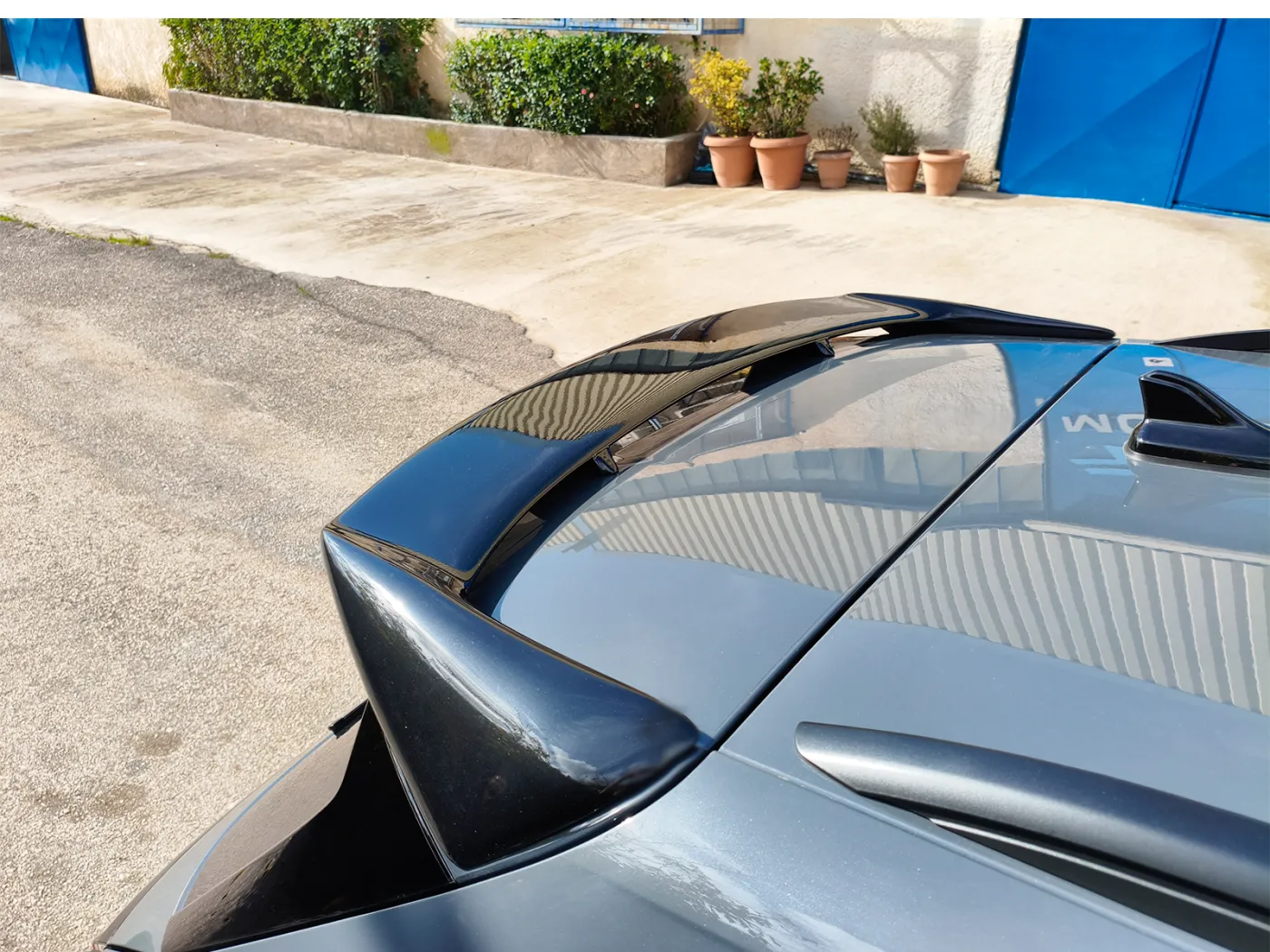 VW Tiguan Spoiler - R Style (MK3 R-Line 2024+) 4 VW Tiguan Spoiler - R Style (MK3 R-Line 2024+) - Image 4