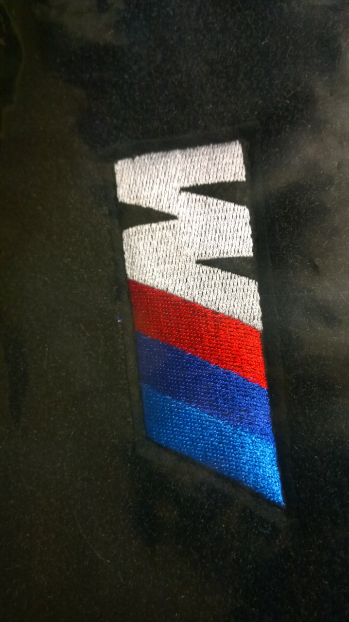 Carpet / Rubber Fitted Floor Car Mats 11 car mats 5