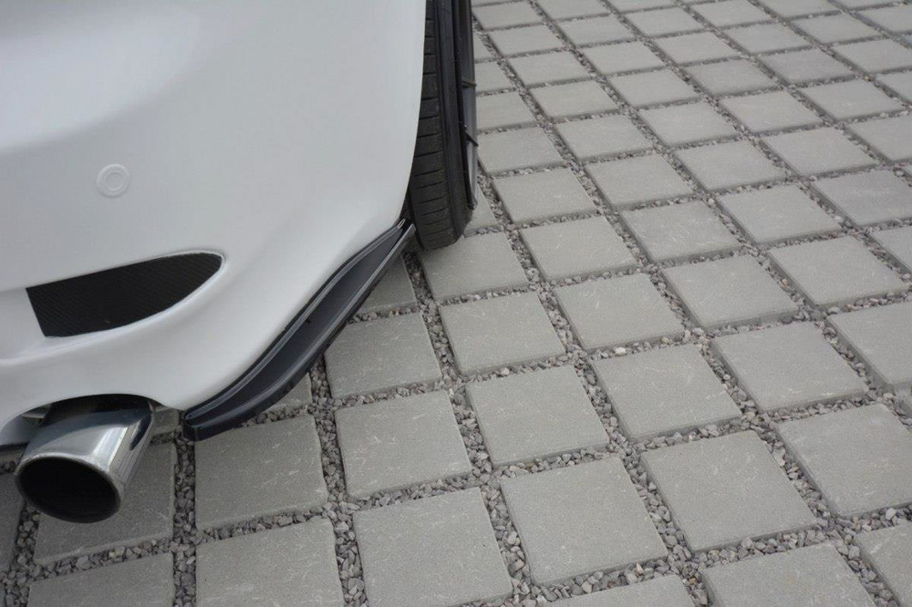 Maxton Design Lexus IS220 Rear Spats - Gloss (Mk2 2005-2008) 3 Maxton Design Lexus IS220 Rear Spats - Gloss (Mk2 2005-2008) - Image 3