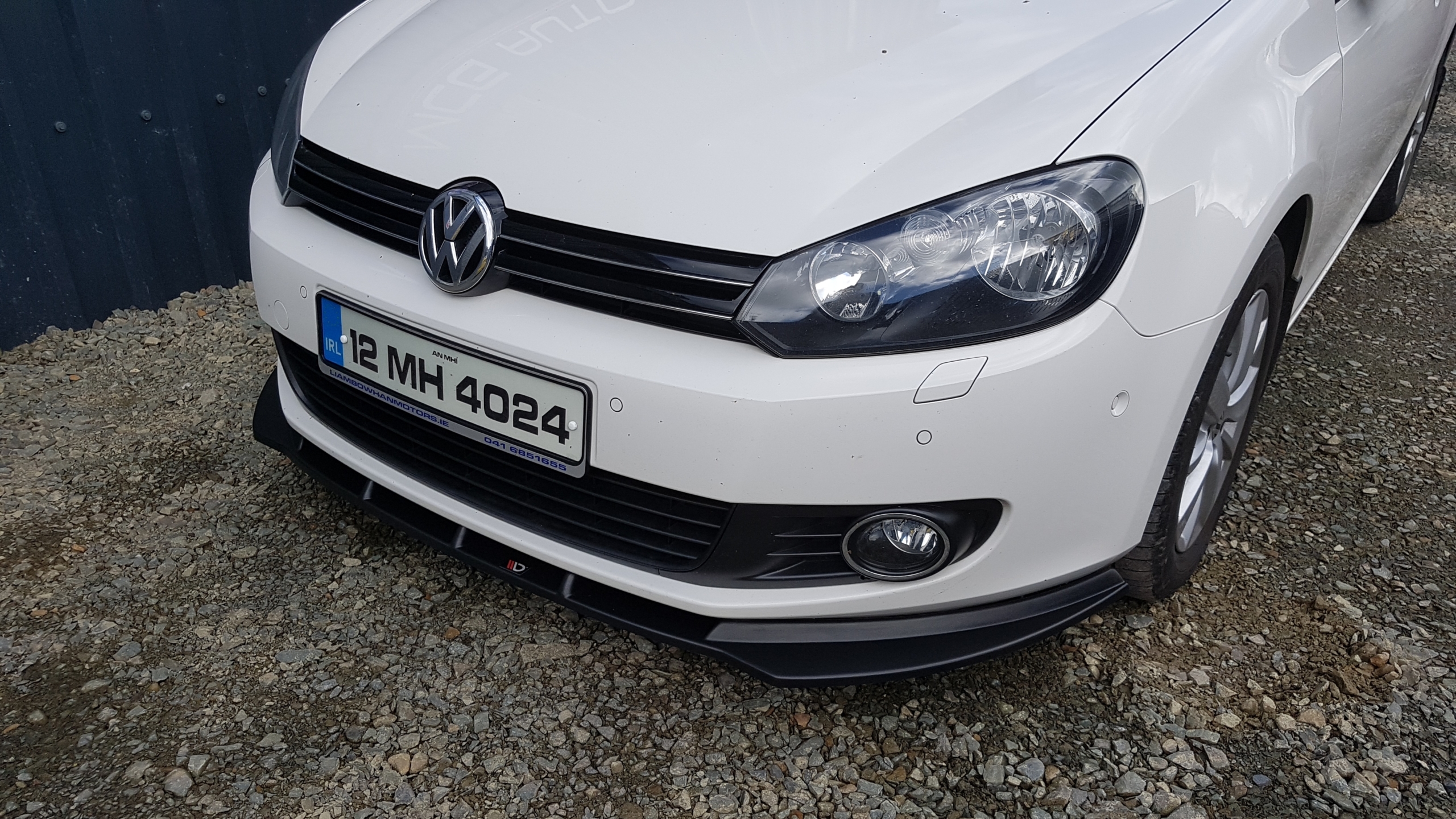 Maxton Design VW Golf 6 Front Lip - Gloss (SE 2008-2012) 2 mx se bumper lip 1 scaled