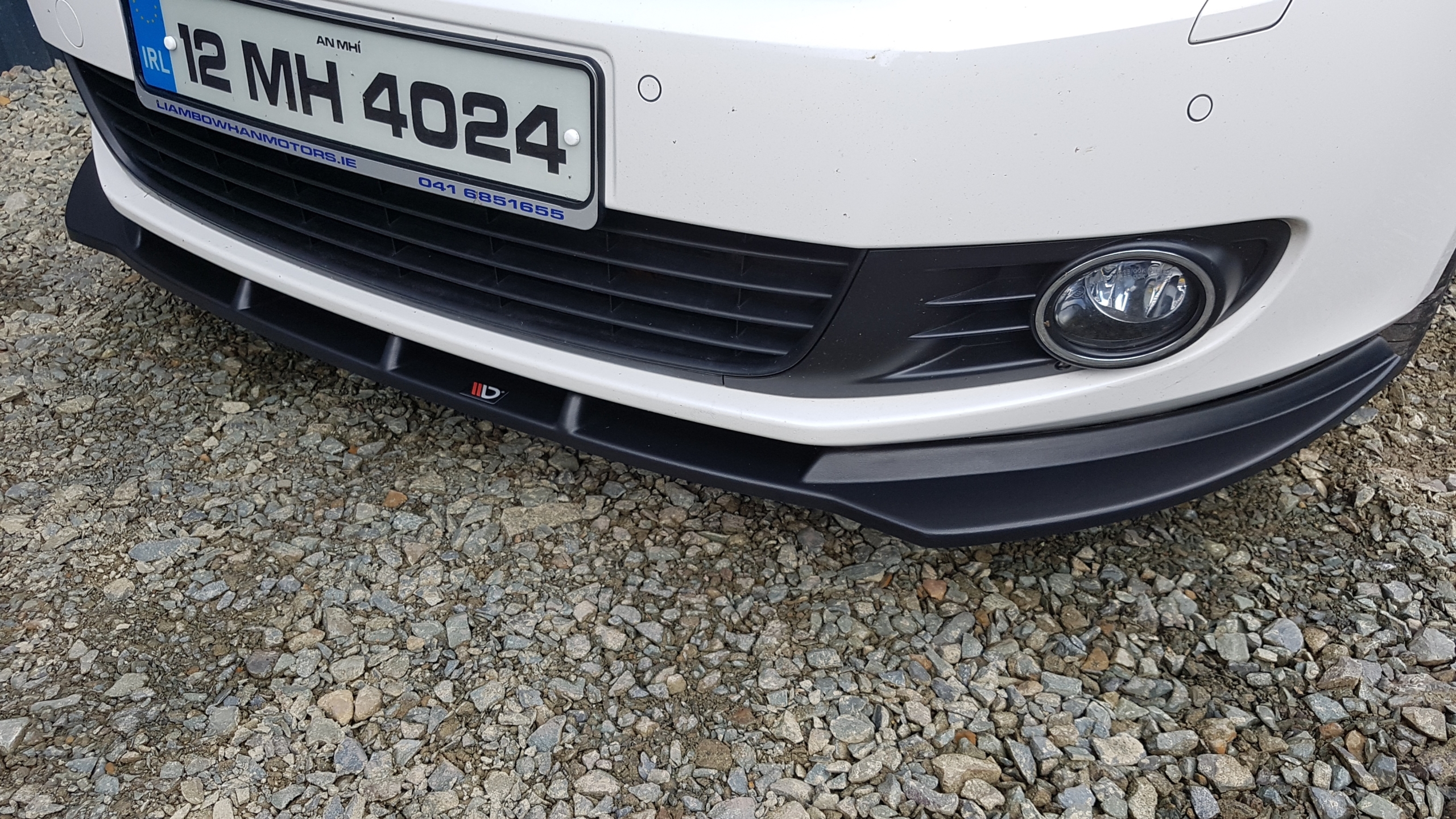 Maxton Design VW Golf 6 Front Lip - Gloss (SE 2008-2012) 3 mx se bumper lip 2 scaled