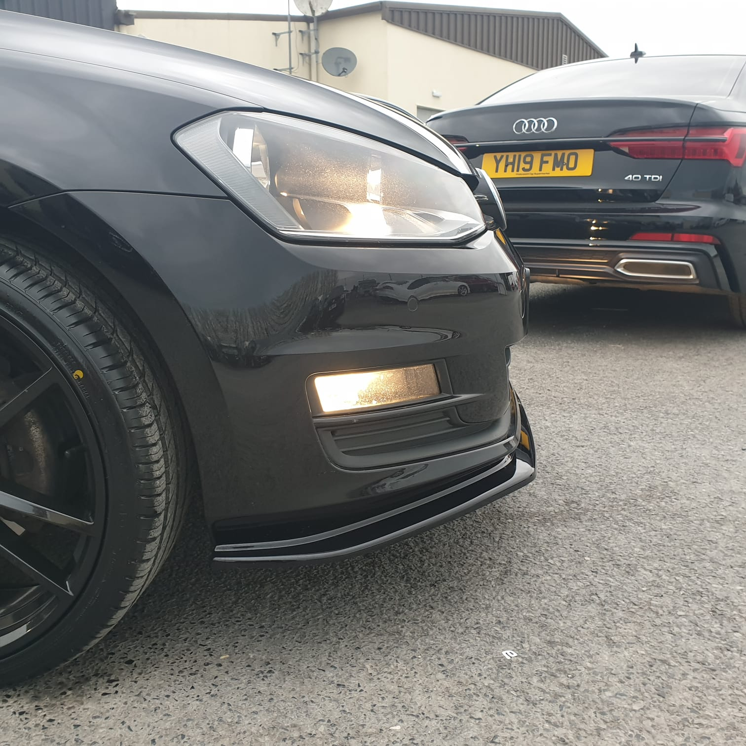 Maxton Design VW Golf 7.5 SE Front Splitter - Gloss (Facelift Mk7 2016-2020) 2 se facelift mx kit 3
