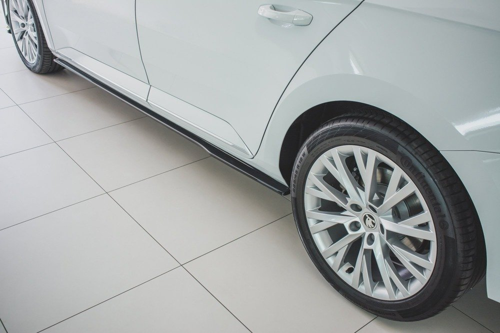 Maxton Design Skoda Superb Side Skirt Extensions - Gloss (Mk3 2019+) 2 sk su 3f sd1gb