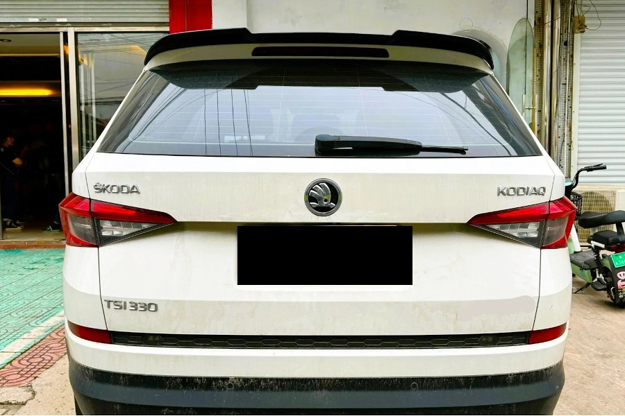 Auto-Styles Skoda Kodiaq Roof Spoiler 1 Auto-Styles Skoda Kodiaq Roof Spoiler - Gloss Black