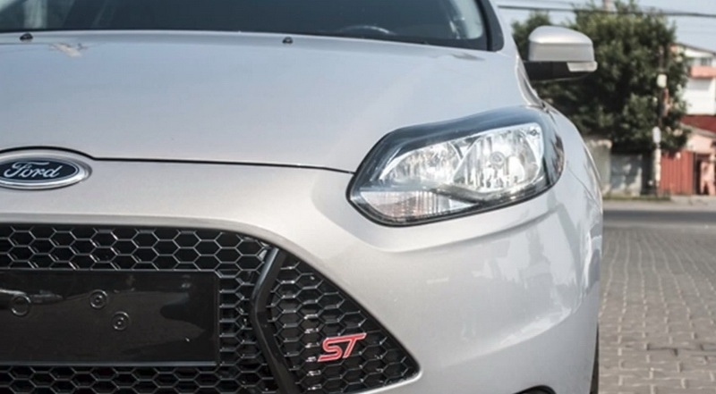 Ford Focus Mk3 11-14 ST Style Front Bumper 5 b2b front bumper suitable for ford focus mk iii 3 5986519 6017004