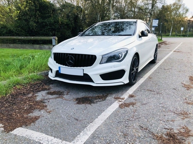 Mercedes CLA W117 GTR Grill (2013-2018) 3 b2b front central grille suitable for mercedes cla 5996952 6042744