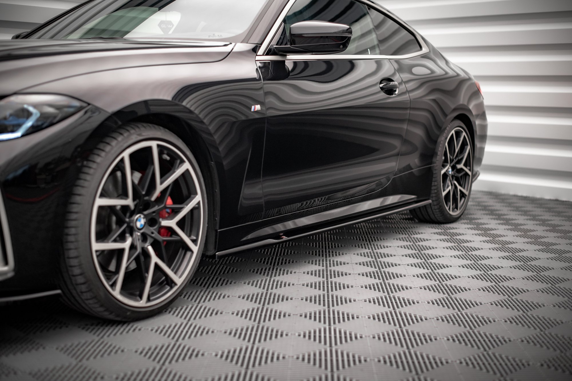 Maxton Design BMW 4 Series G22 MSport Side Skirts Diffusers - Gloss (2020-2024) 1 BMW 4 Series G22 MSport Side Skirts Diffusers