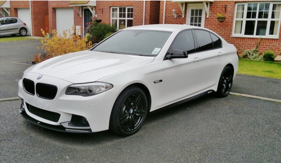 BMW 5 Series F10 Side Skirt Extensions - Gloss Black (Msport 2011-2018) 4 mtec slim lip 1
