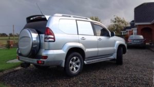 Toyota Landcruiser 03-09 TTE Style Roof Spoiler 7 Toyota Landcruiser 03-09 TTE Style Roof Spoiler