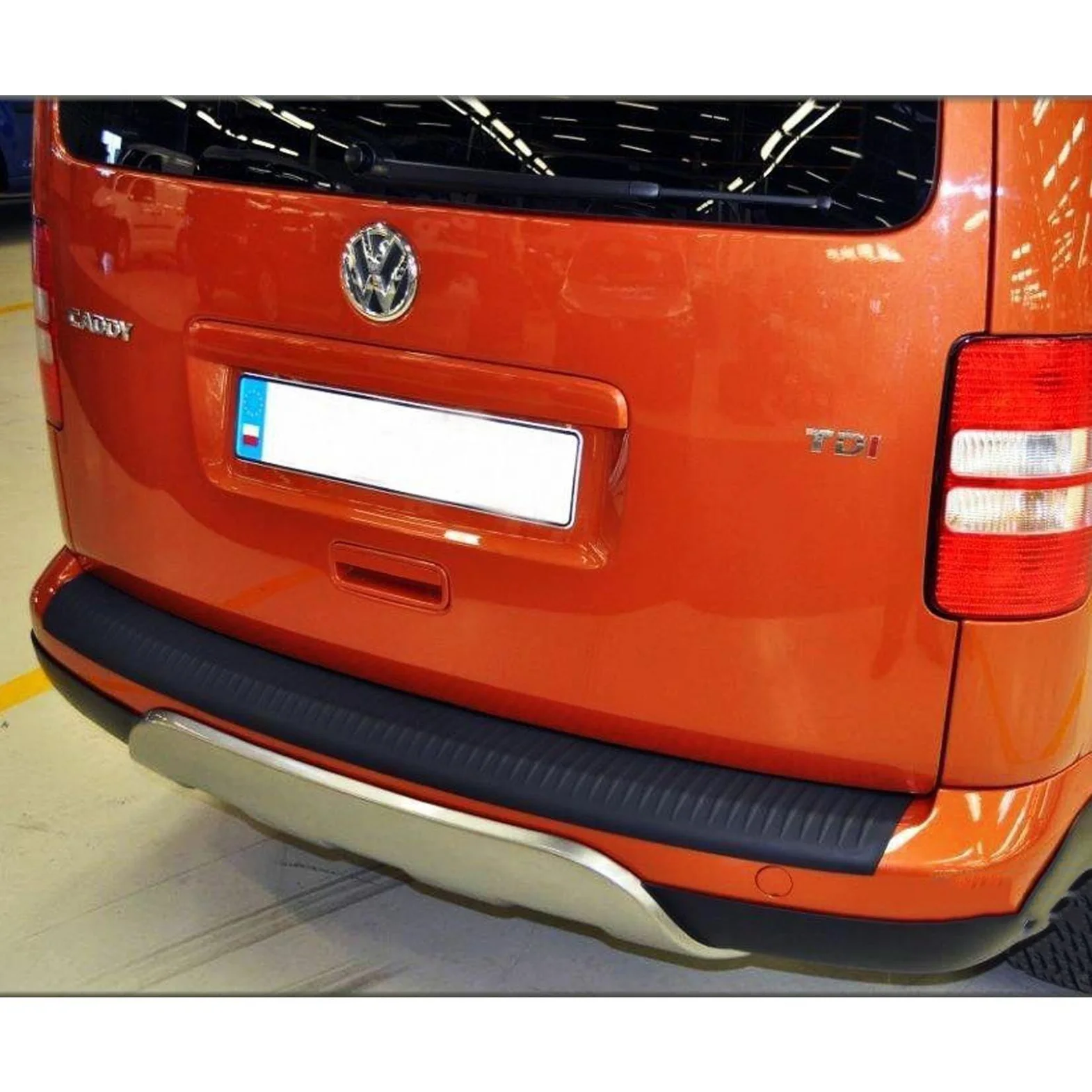 VW Caddy Bumper Protector - Plastic (2004-2026) 3 VW Caddy Bumper Protector - Plastic (2004-2026) - Image 3