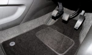 Carpet / Rubber Fitted Floor Car Mats 27 Fitted Floor Car Mats - Carpet / Rubber