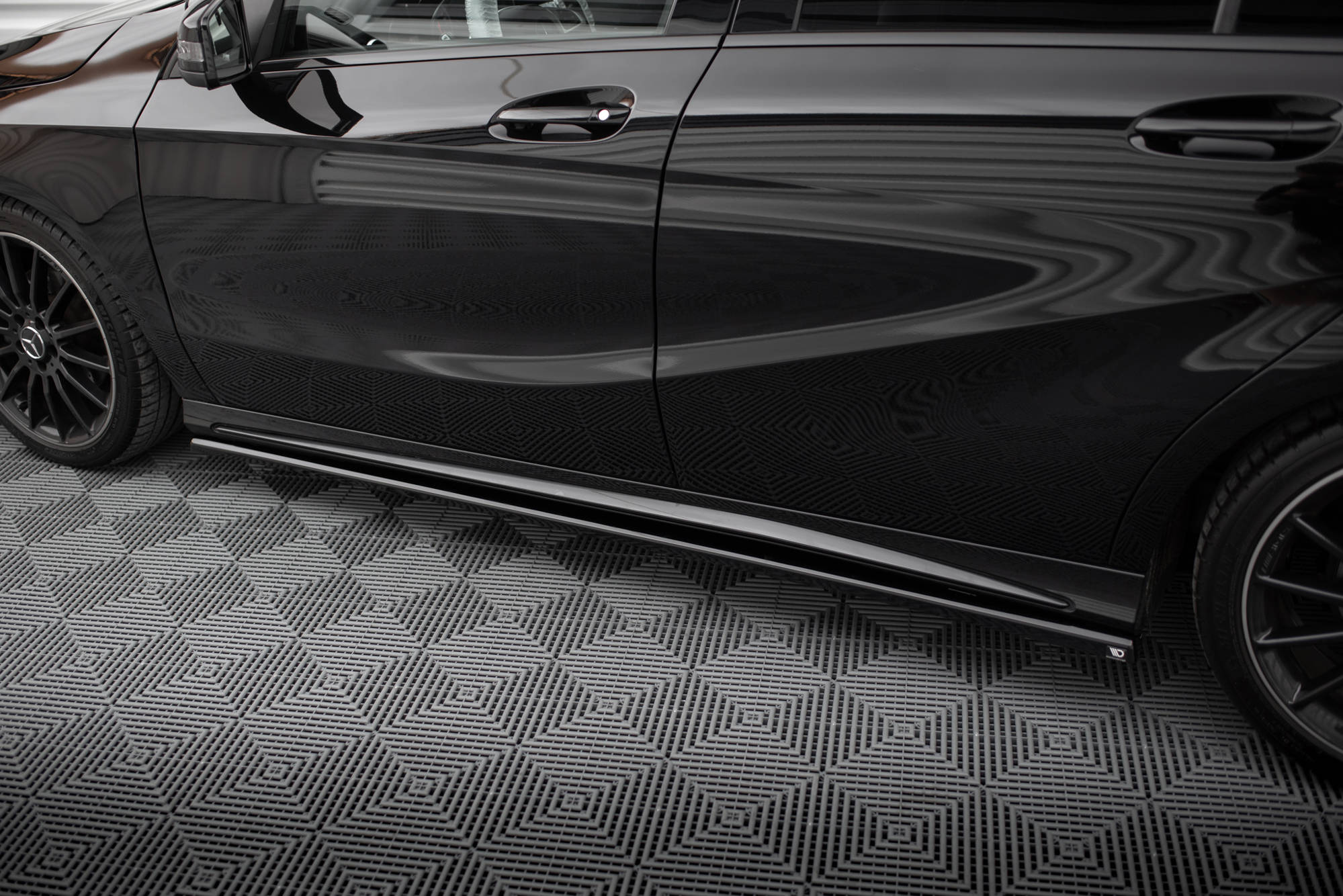 Maxton Design Mercedes A-Class AMG-Line Side Skirt Extensions - Gloss (Facelift W176 2015-2018) 3 eng pl Side Skirts Diffusers Mercedes Benz A AMG Line W176 Facelif 18989 6