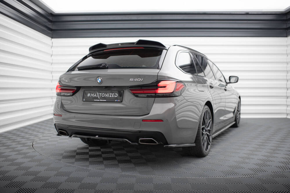 Maxton Design BMW 5 Series G30 Rear Spats - Gloss (Facelift 2020-2023) 1 BMW 5 Series G30 Rear Spats