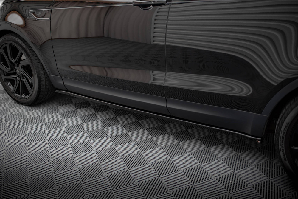 Maxton Design Land Rover Discovery HSE Side Skirt Extension - Gloss (MK5 2017+) 5 Maxton Design Land Rover Discovery HSE Side Skirt Extension - Gloss (MK5 2017+) - Image 5