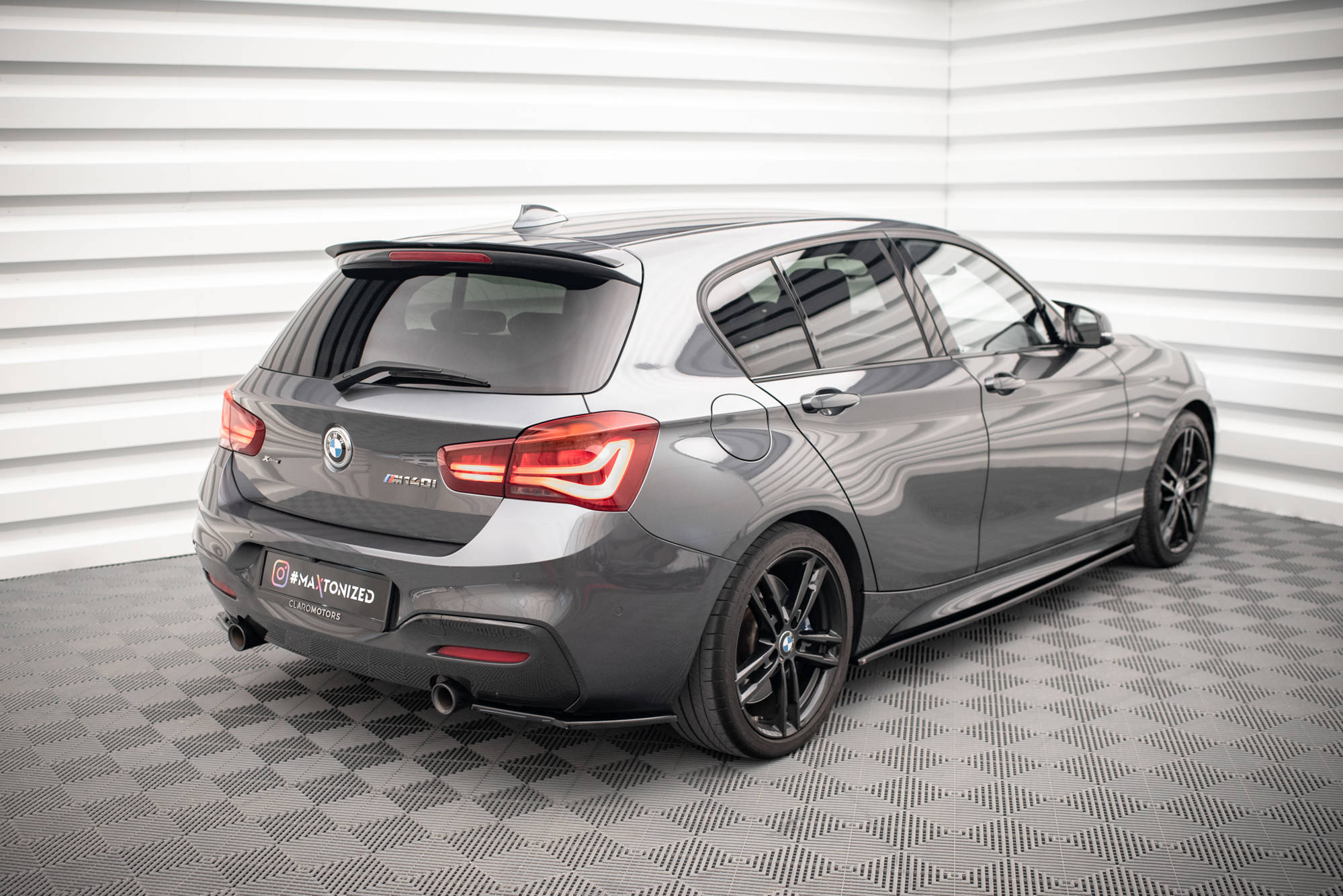 Maxton Design BMW 1 Series 15-18 Msport Rear Spats Gloss (2015-2018) 3 BM 1 F20F M RSD1G b