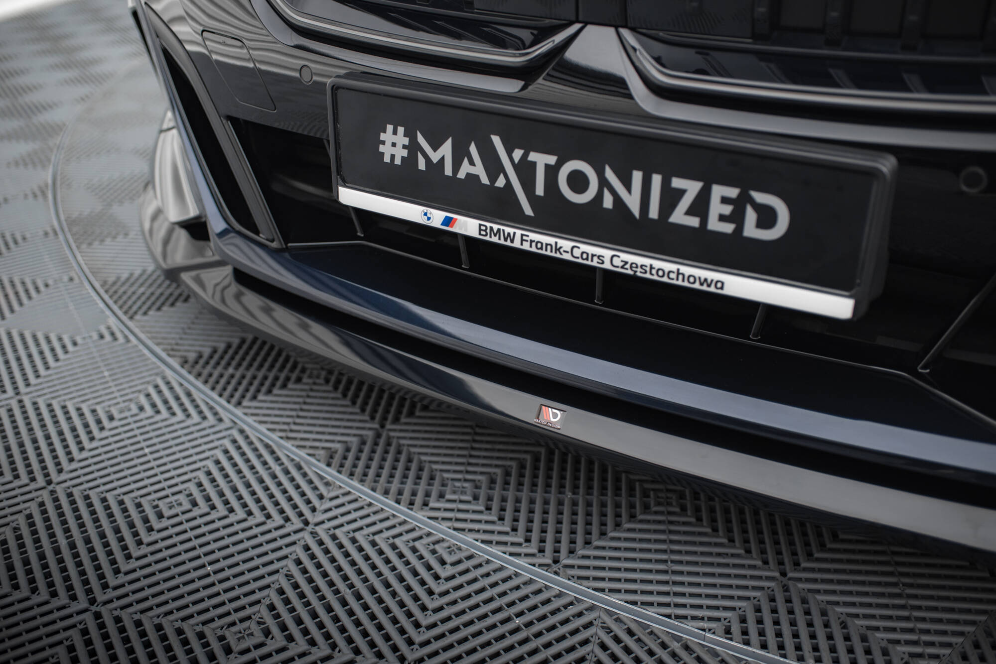 Maxton BMW 5 Series G60 Msport v2 Gloss Front Lip (2024+) 3 eng pl Front Splitter V 2 BMW 5 M Pack G60 20599 3