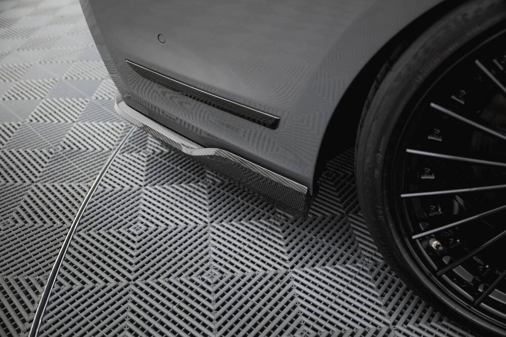Maxton Design BMW 7 Series Msport Facelift G11 Carbon Fiber Rear Splitter (2019-2022) 3 Maxton Design BMW 7 Series Msport Facelift G11 Carbon Fiber Rear Splitter (2019-2022) - Image 3