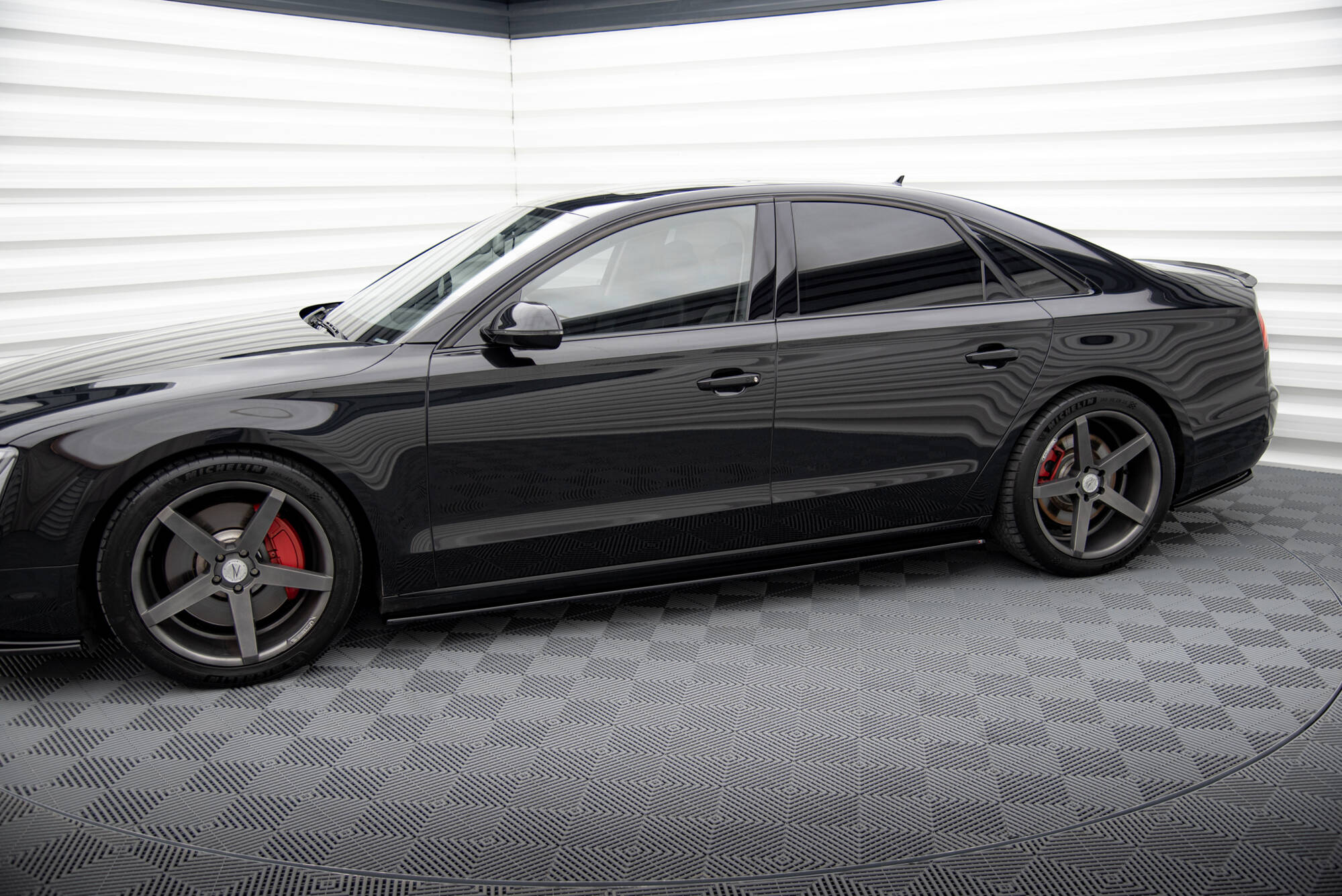 Maxton Design Audi A8 D4 Side Skirt Extensions - Gloss (2010-2017) 1 Maxton Design Audi A8 D4 Side Skirt Extensions - Gloss fits: Audi A8 D4 2009- 2013