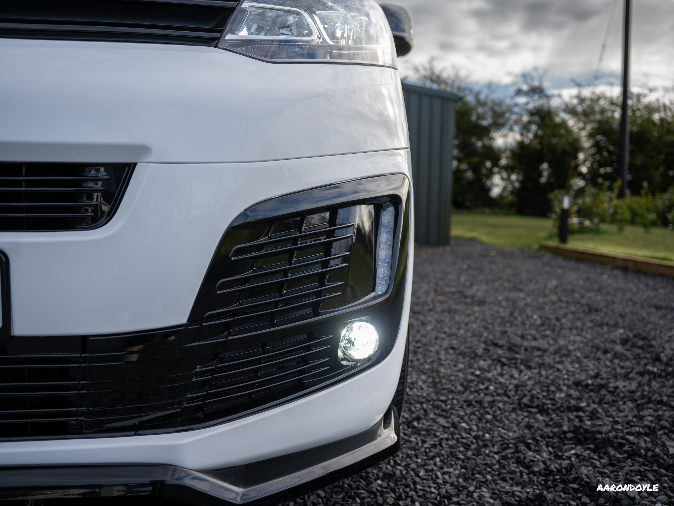 Citroen Dispatch 17+ Space Tourer Conversion Bumper 7 MCG Trade Van 2024 Citroen Dispatch (7)