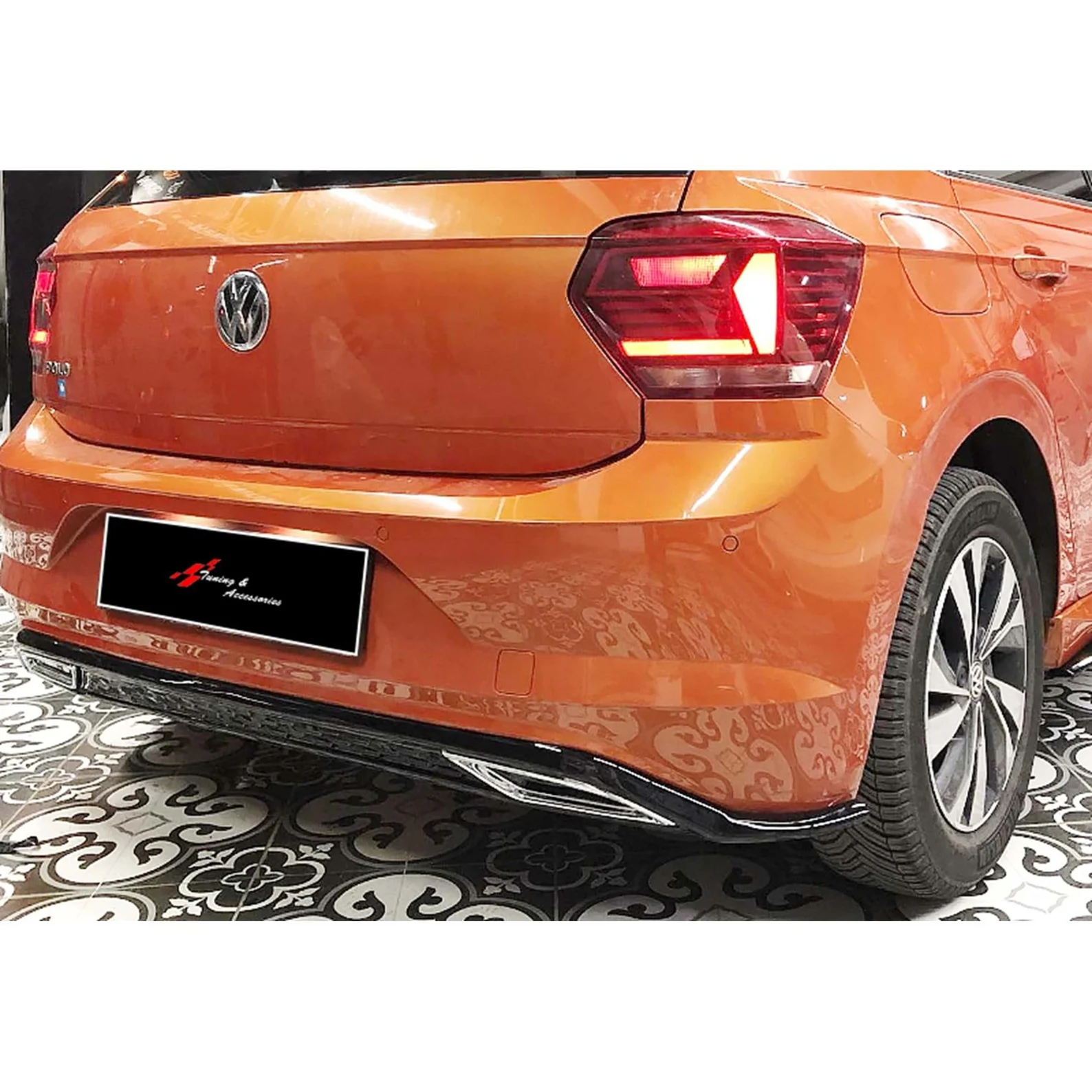 VW Polo Mk6 17-21 SE R-Line Style Rear Diffuser 2 il 1588xN.5942367417 e6n7