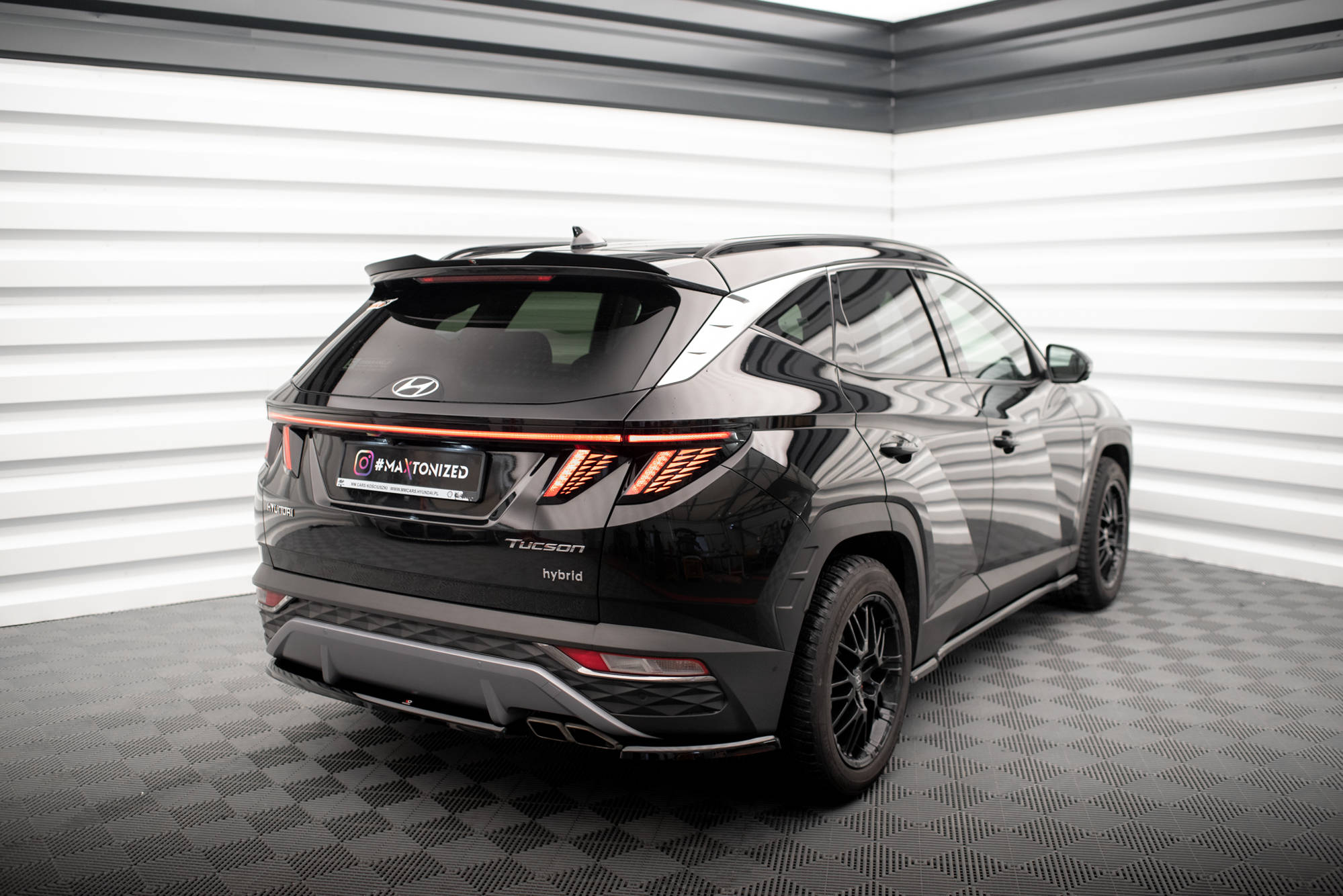 Maxton Design Hyundai Tucson 20+ Spoiler - Gloss (2020+) 3 eng pl Spoiler Cap Hyundai Tucson Mk4 18020 5