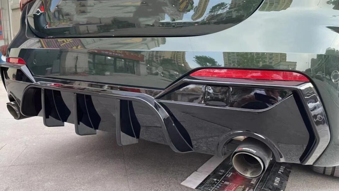 BMW 4 Series Msport Diffuser - M4 Style Gloss Black (G22 / G23 2020+) 1 BMW 4 Series Msport Diffuser - M4 Style Gloss Black (G22 / G23 2020+)