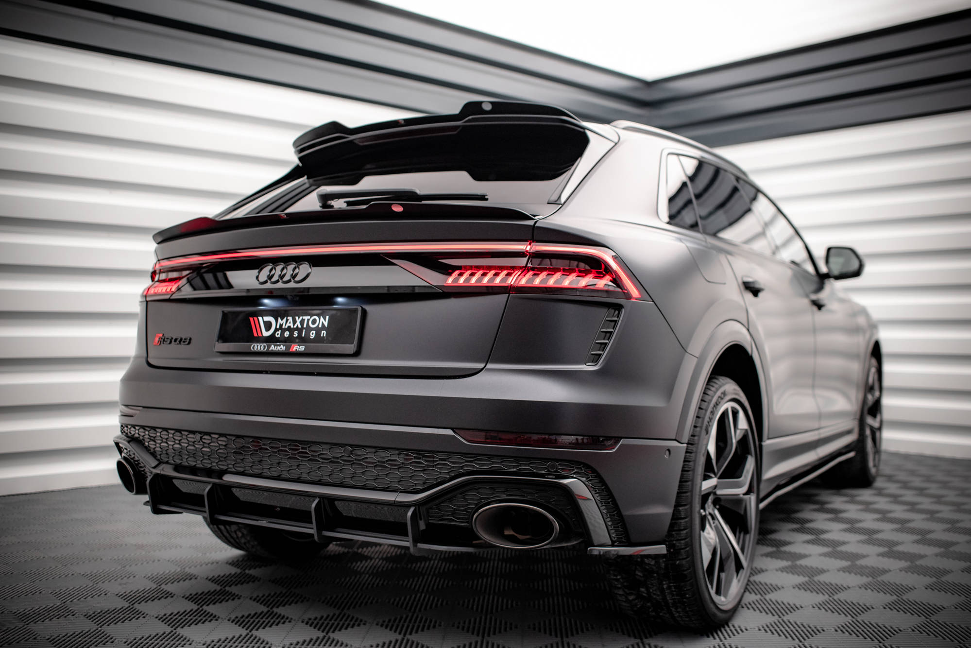 Maxton Design Audi Q8 Mk1 Mid Spoiler v1 - Gloss 3 Maxton Design Audi Q8 Mk1 Mid Spoiler v1 - Gloss - Image 3