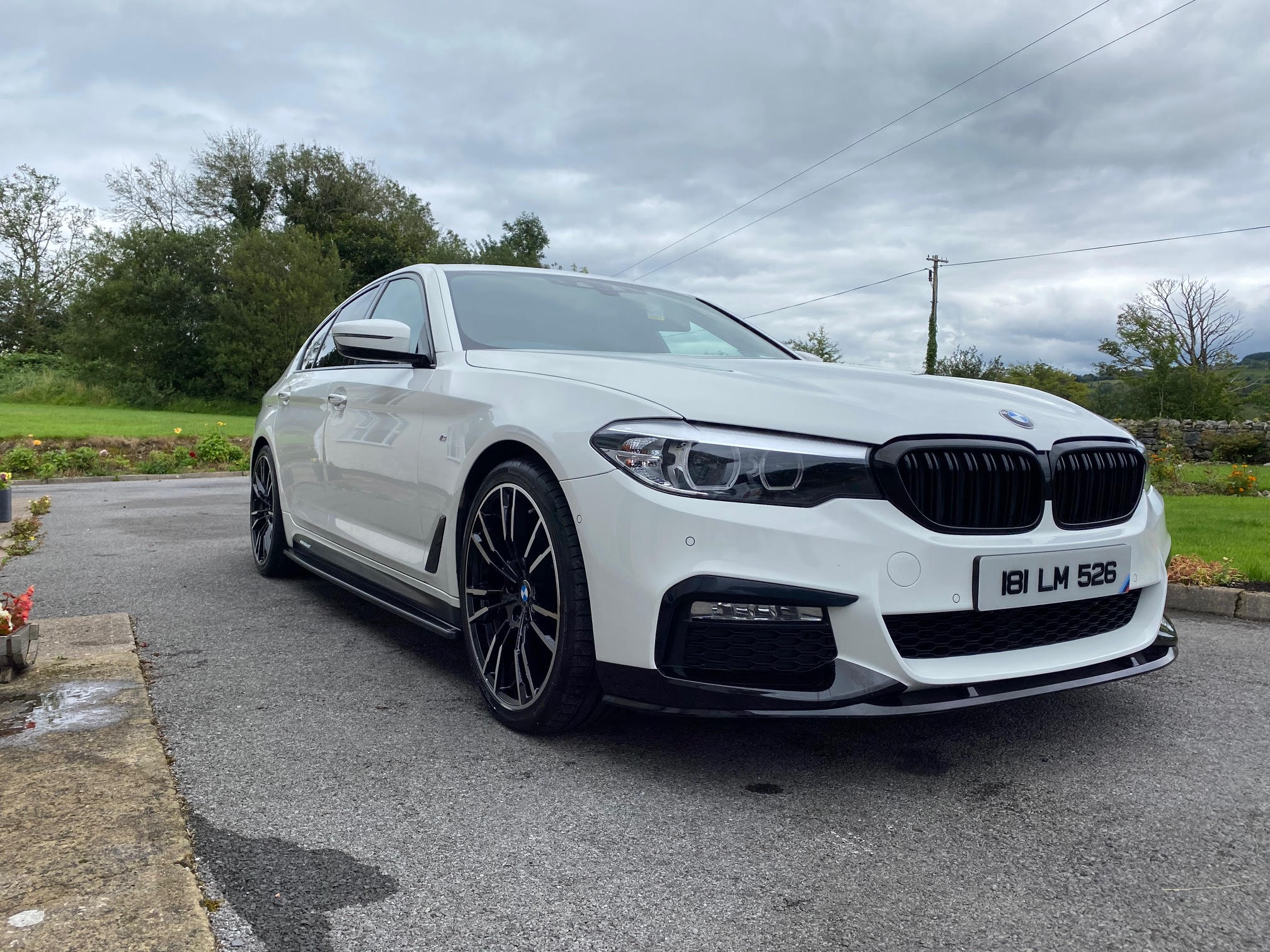 BMW G30 Msport Bodykit Combo - Gloss Black 6 mx g30 sides stephen reynolds 2021