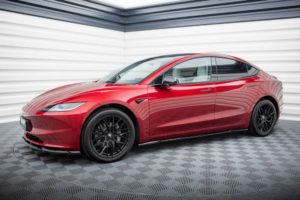 Maxton Design Tesla Model 3 Highland Side Skirt Extensions- V2 Gloss (2023+)