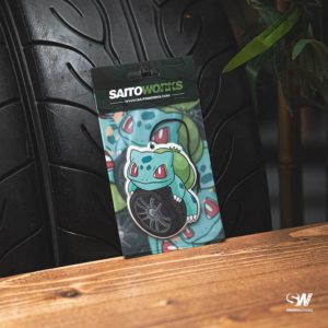 SAITOWORKS ‘CR Kiwami Bulbasaur’ Car Air Freshener – Green Apple 青りんご