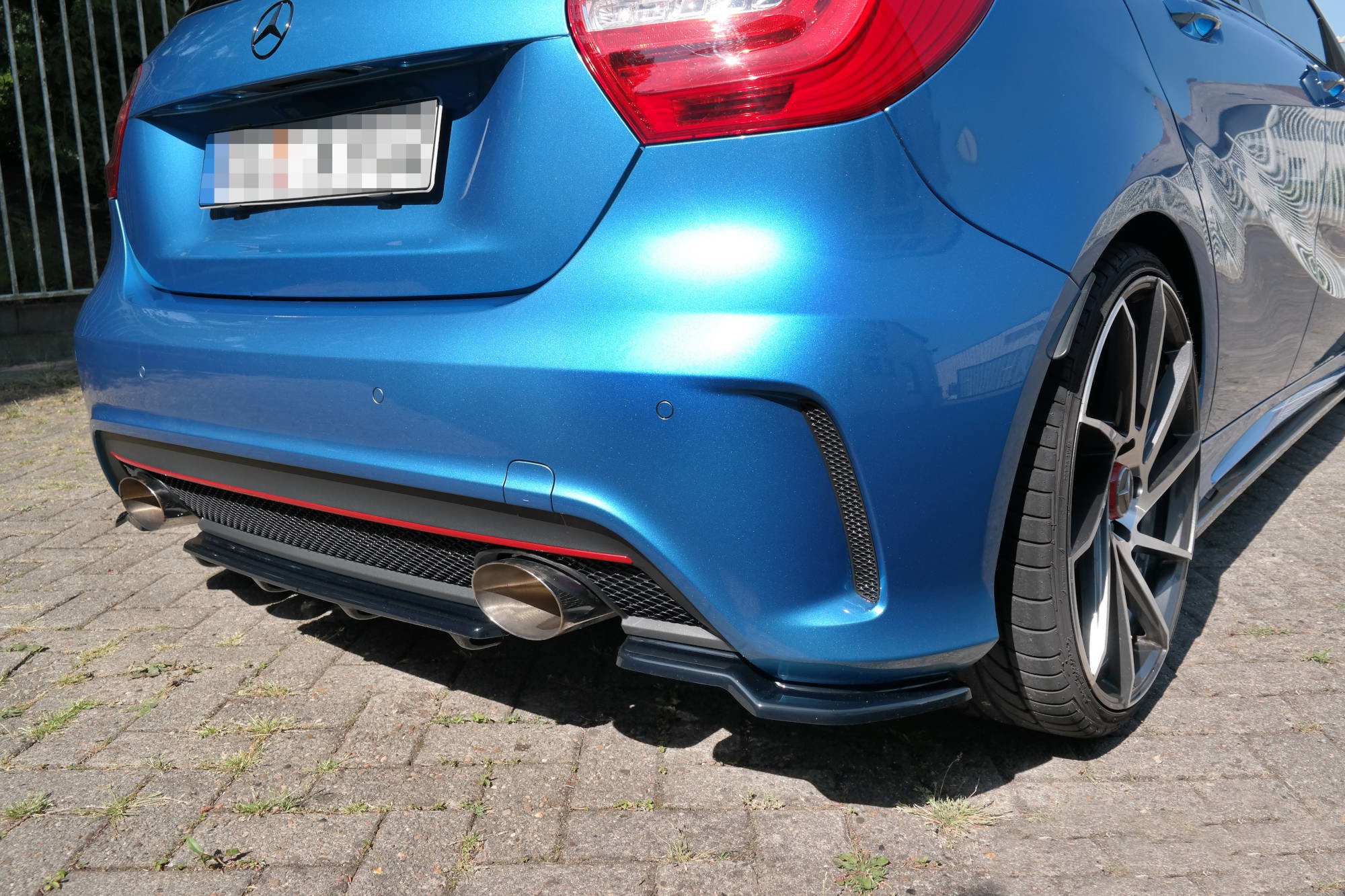Maxton Design Mercedes A-Class W176 AMG-LINE Rear Spats - Gloss (2012-2015) 2 Maxton Design Mercedes A-Class W176 AMG-LINE Rear Spats - Gloss (2012-2015) - Image 2