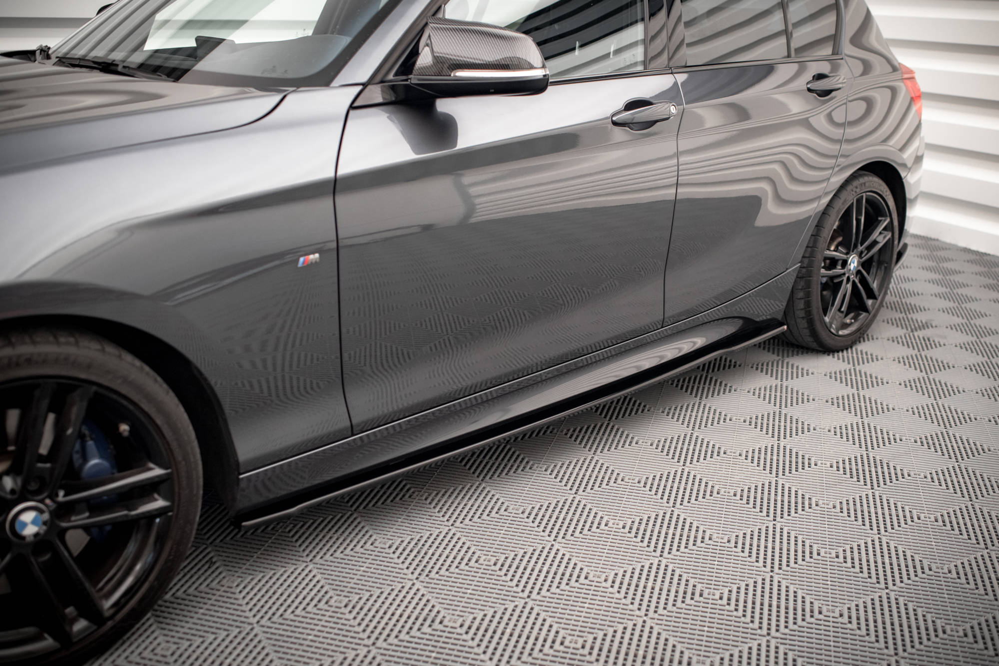 Maxton Design BMW 1 Series 2011-19 Side Skirt Extensions - Carbon Effect 3 Maxton Design BMW 1 Series 2011-19 Side Skirt Extensions - Carbon Effect - Image 3