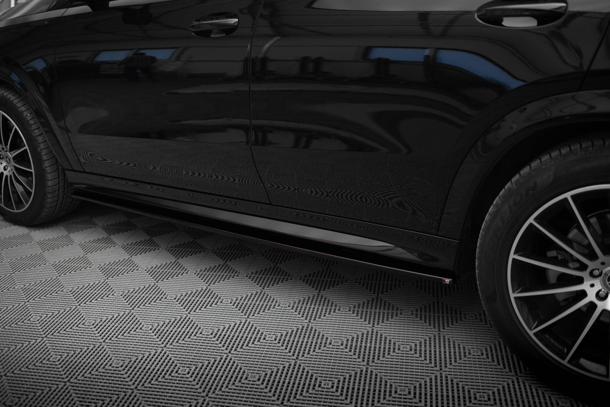 Maxton Design Mercedes GLE C167 Coupe Side Skirt Extensions - Gloss 4 Maxton Design Mercedes GLE C167 Coupe Side Skirt Extensions - Gloss - Image 4