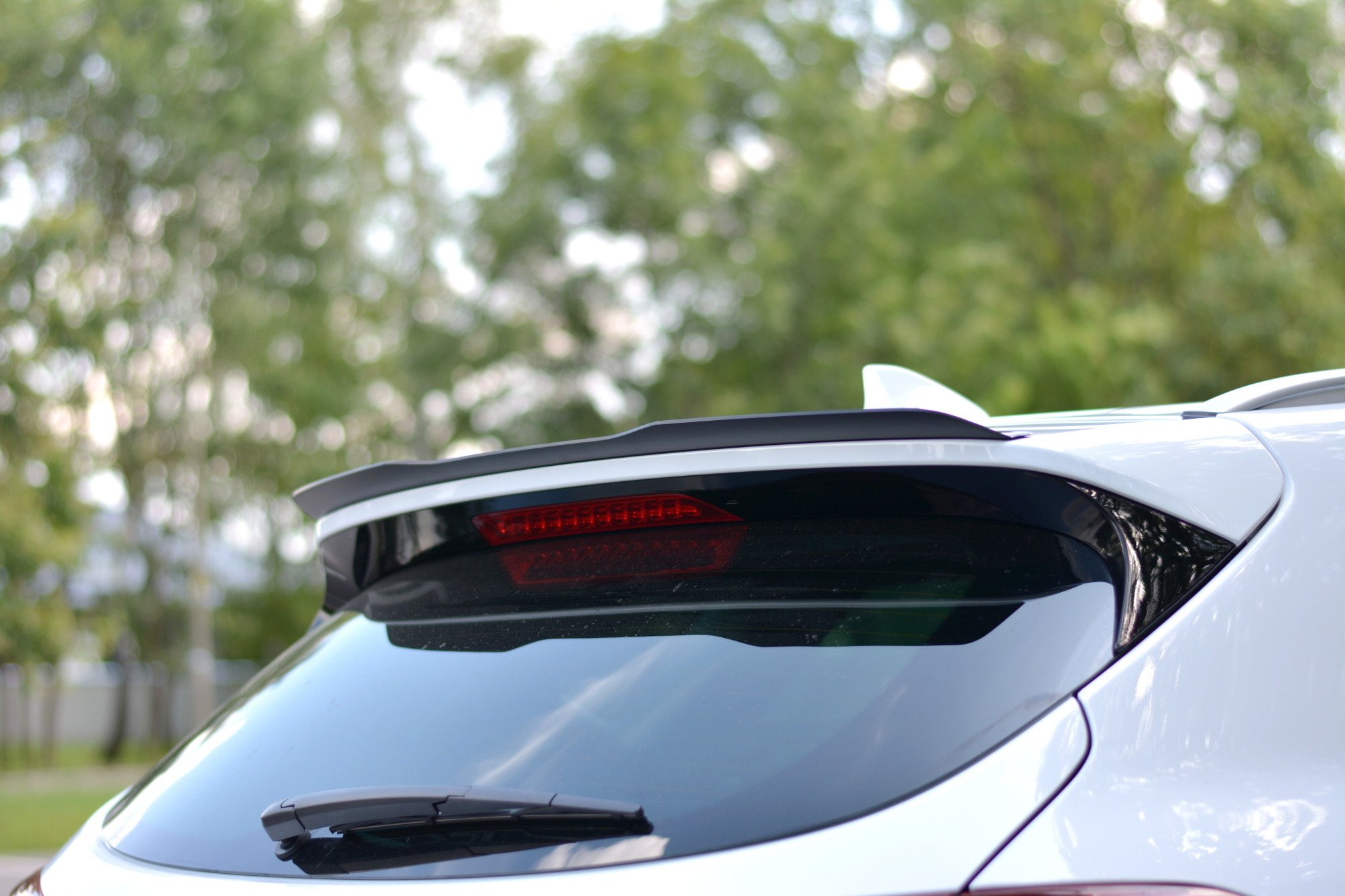 Maxton Design Hyundai Tucson Mk3 Spoiler - Gloss (2015-2020) 2 Maxton Design Hyundai Tucson Mk3 Spoiler - Gloss (2015-2020) - Image 2