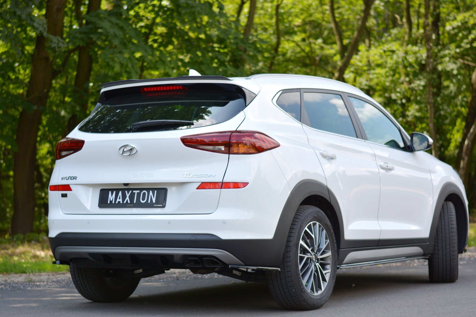 Maxton Design Hyundai Tucson Mk3 Spoiler - Gloss (2015-2020) 3 Maxton Design Hyundai Tucson Mk3 Spoiler - Gloss (2015-2020) - Image 3
