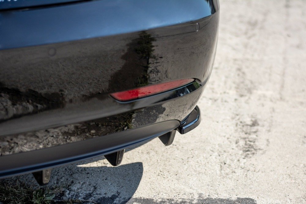 Maxton Design Tesla Model 3 Rear Spats - Gloss (2017-2023) 4 Maxton Design Tesla Model 3 Rear Spats - Gloss (2017-2023) - Image 4