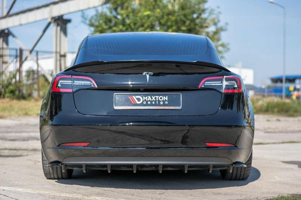 Maxton Design Tesla Model 3 Rear Spats - Gloss (2017-2023) 3 Maxton Design Tesla Model 3 Rear Spats - Gloss (2017-2023) - Image 3
