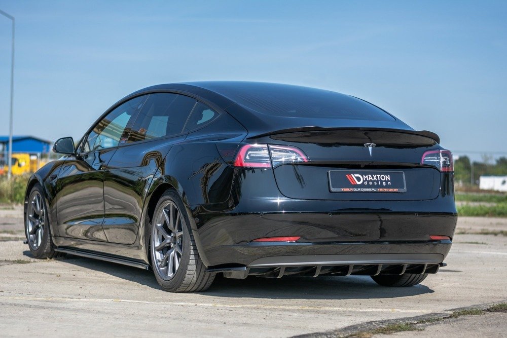 Maxton Design Tesla Model 3 Boot Spoiler - Gloss (2017-2023) 3 Maxton Design Tesla Model 3 Boot Spoiler - Gloss (2017-2023) - Image 3