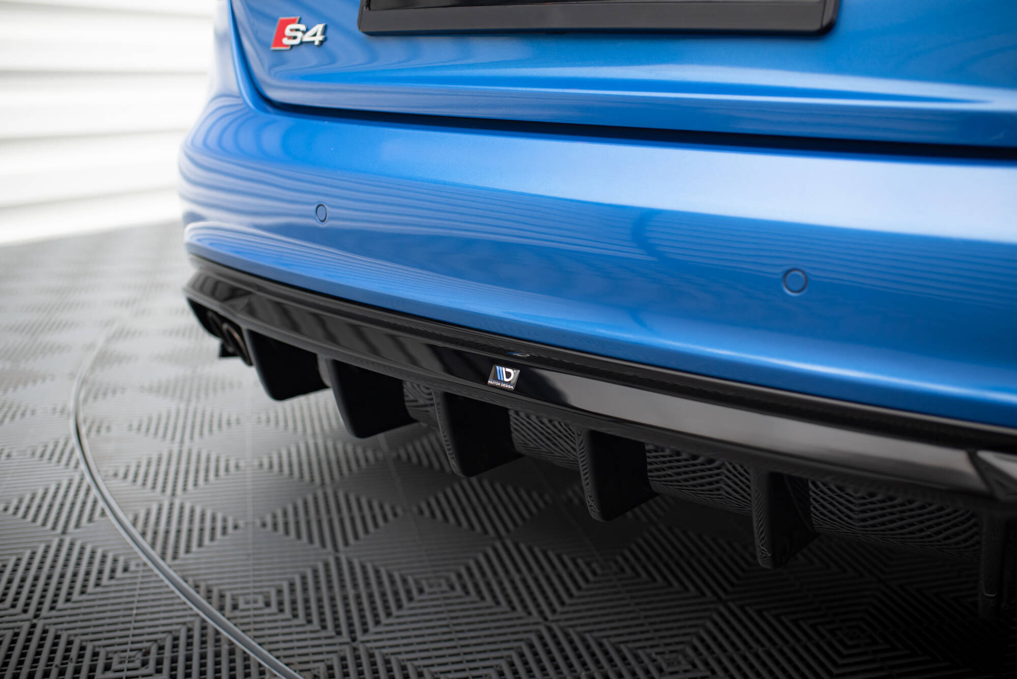 Maxton Design Audi A4 B8 S-line Diffuser - Gloss Twin Left Exit (2008-2011) 3 Maxton Design Audi A4 B8 S-line Diffuser - Gloss Twin Left Exit (2008-2011) - Image 3